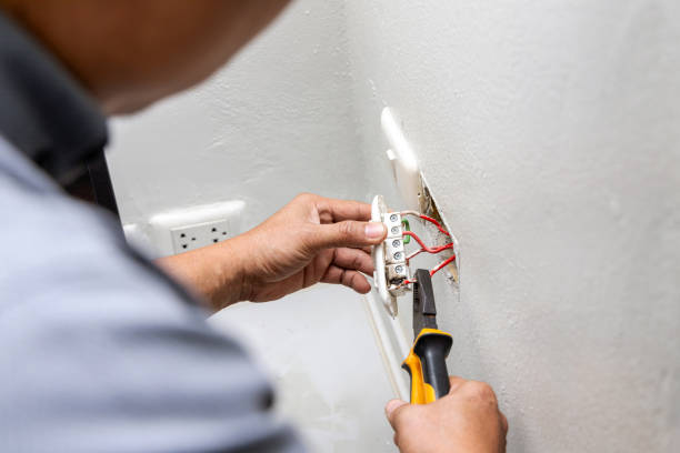 Best Commercial Electrician Services  in Monroe, WA